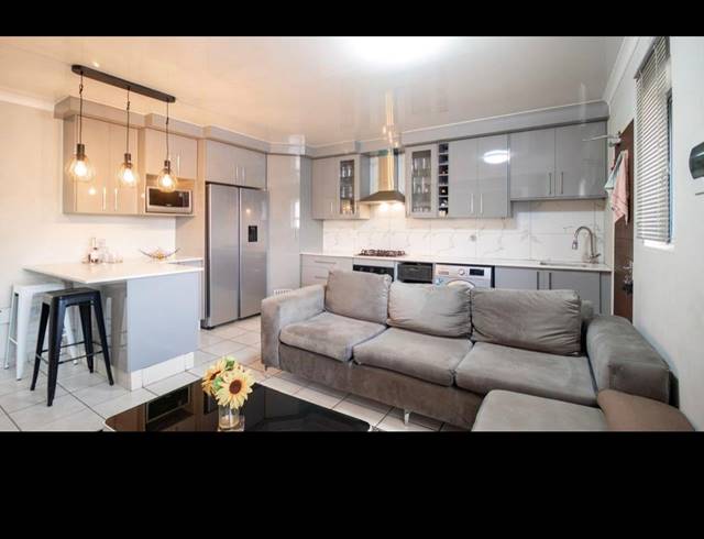 3 BEDROOM APARTMENT FOR SALE IN KENLEAF